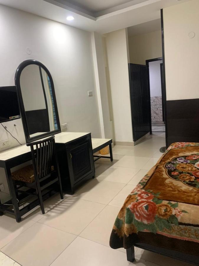 Hotel Raman'S Jagādhri المظهر الخارجي الصورة