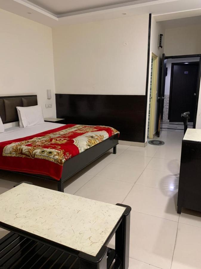 Hotel Raman'S Jagādhri المظهر الخارجي الصورة